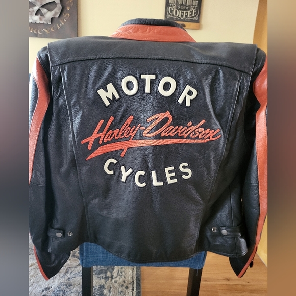 Ladies Harley Jacket ๐ - Picture 1 of 5